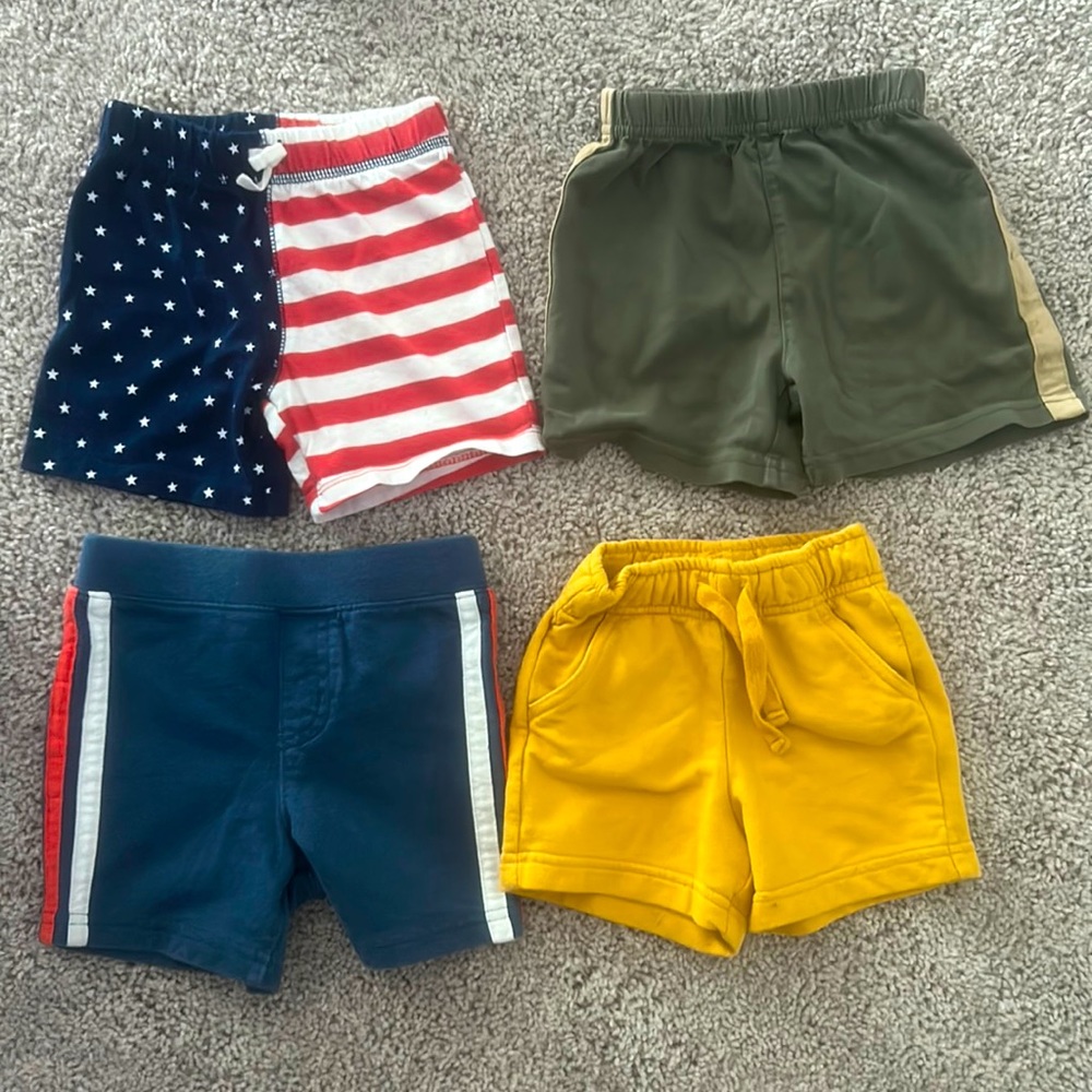 Boys shorts size 12 month
